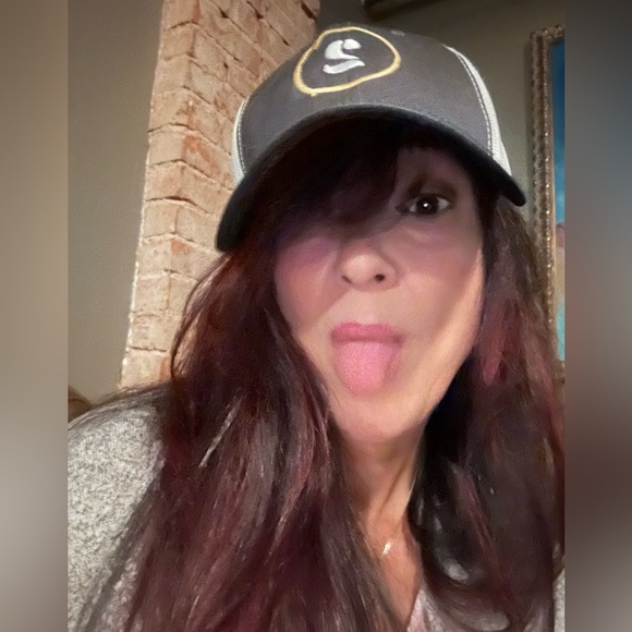 Meet your Posher, Chera - Picture 10 of 16